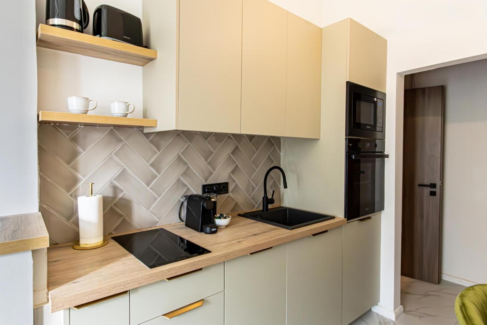 Oasis Apartment On The Broadway With Ac Boedapest Buitenkant foto